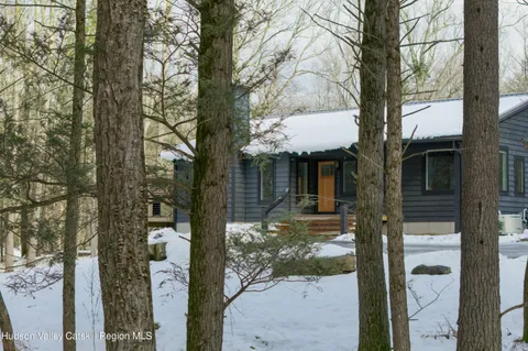 $835,000 | 158 Rivka Road, Saugerties, NY 12477