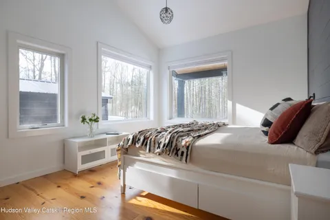 $835,000 | 158 Rivka Road, Saugerties, NY 12477