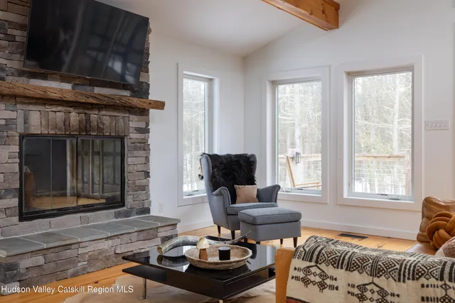 $835,000 | 158 Rivka Road, Saugerties, NY 12477