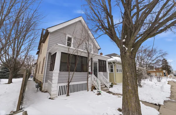 $269,900 | 5912 Beloit Road, Unit 5914, West Allis, WI 53219