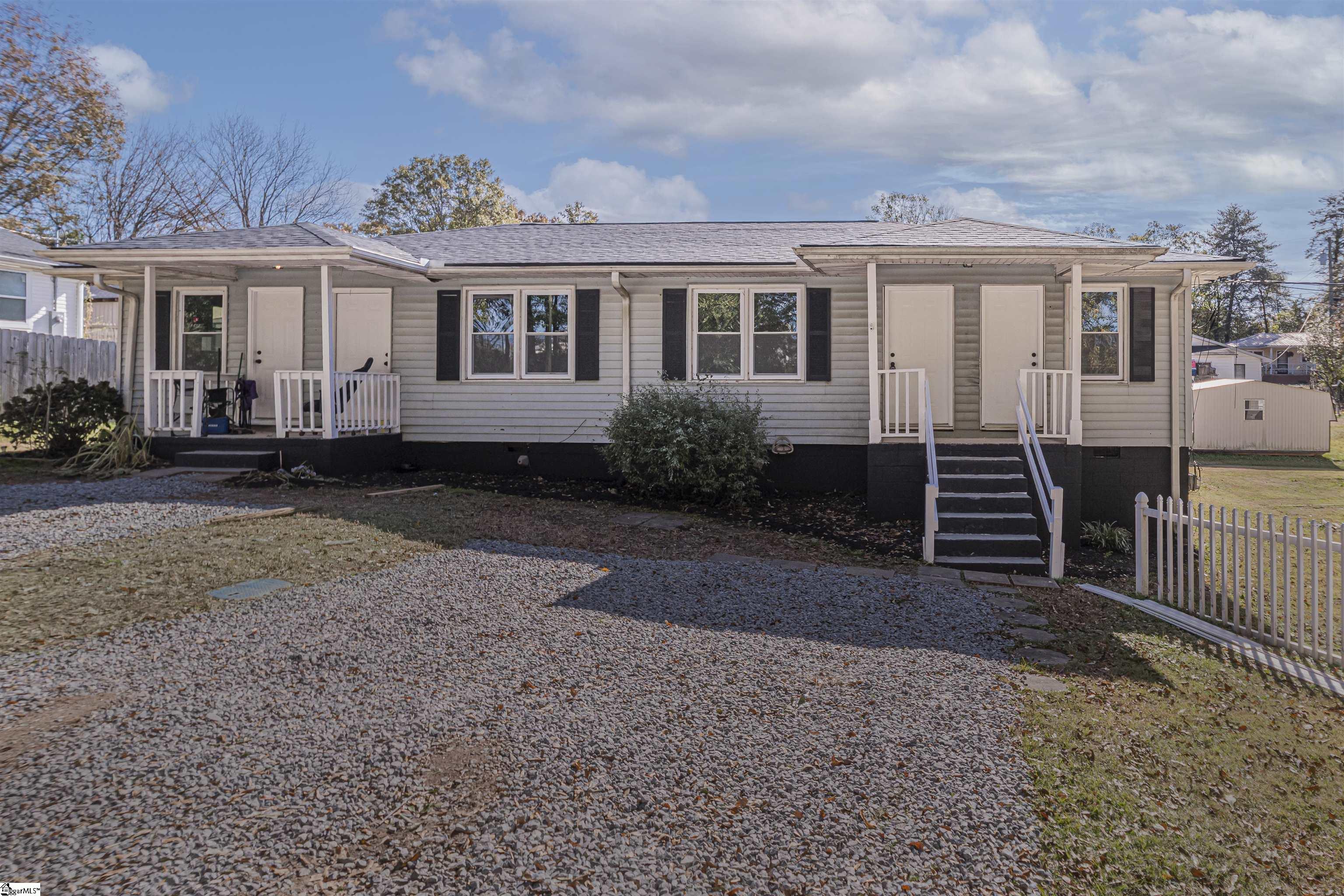 107 Autumn Lane Easley, SC 29642 - Photo 1 of 20