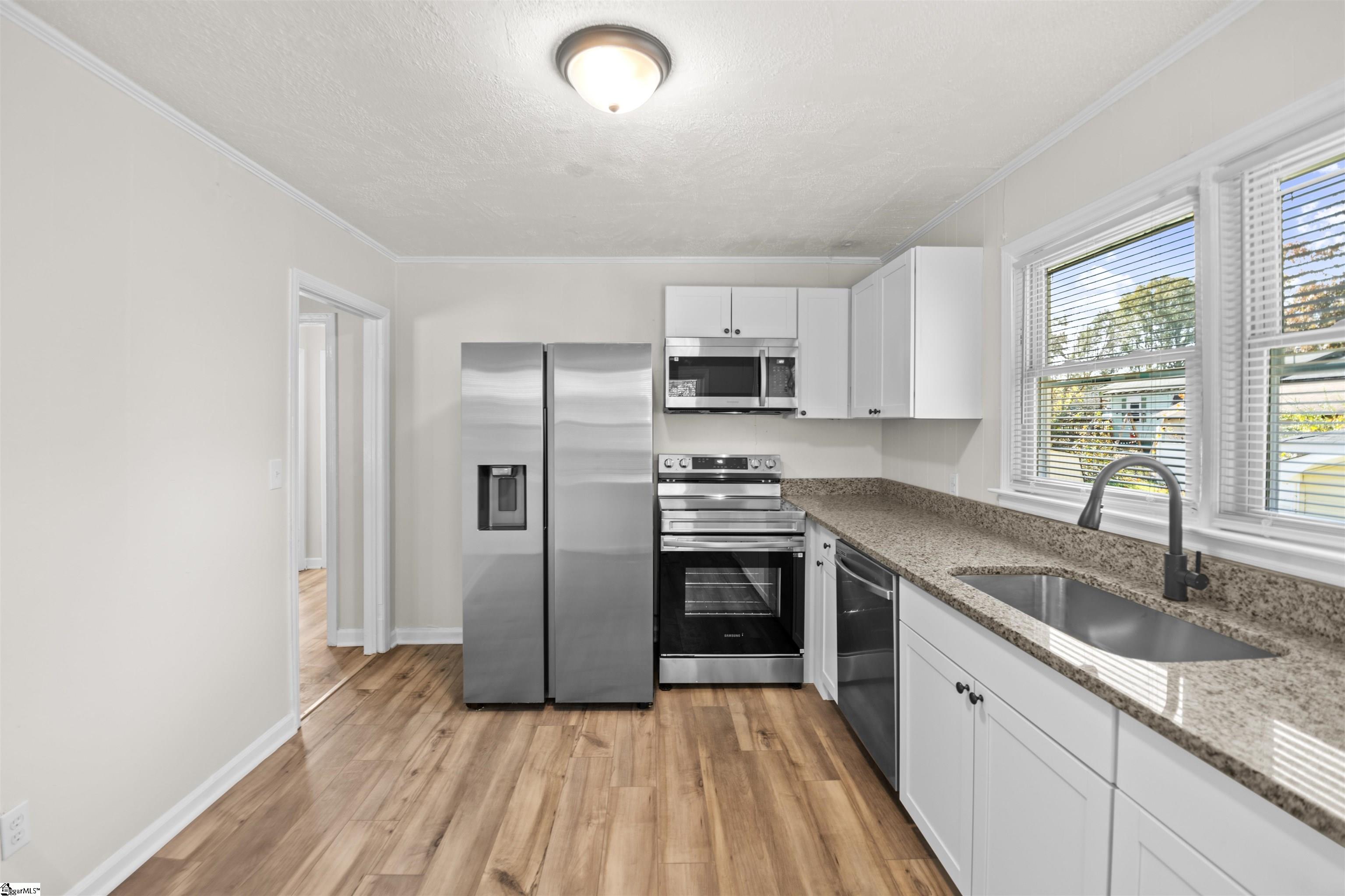 107 Autumn Lane Easley, SC 29642 - Photo 11 of 20