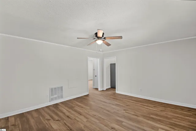 $1,250 | 107 Autumn Lane, Easley, SC 29642