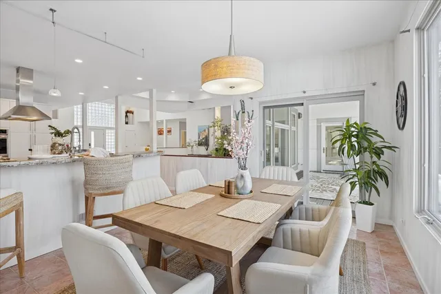 $750,000 | 4017 Niblick Court, Crystal Lake, IL 60012