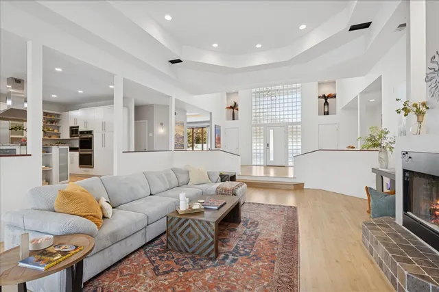 $750,000 | 4017 Niblick Court, Crystal Lake, IL 60012