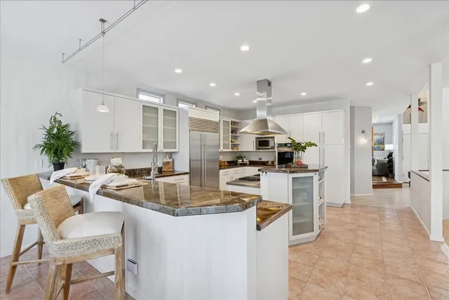 $750,000 | 4017 Niblick Court, Crystal Lake, IL 60012