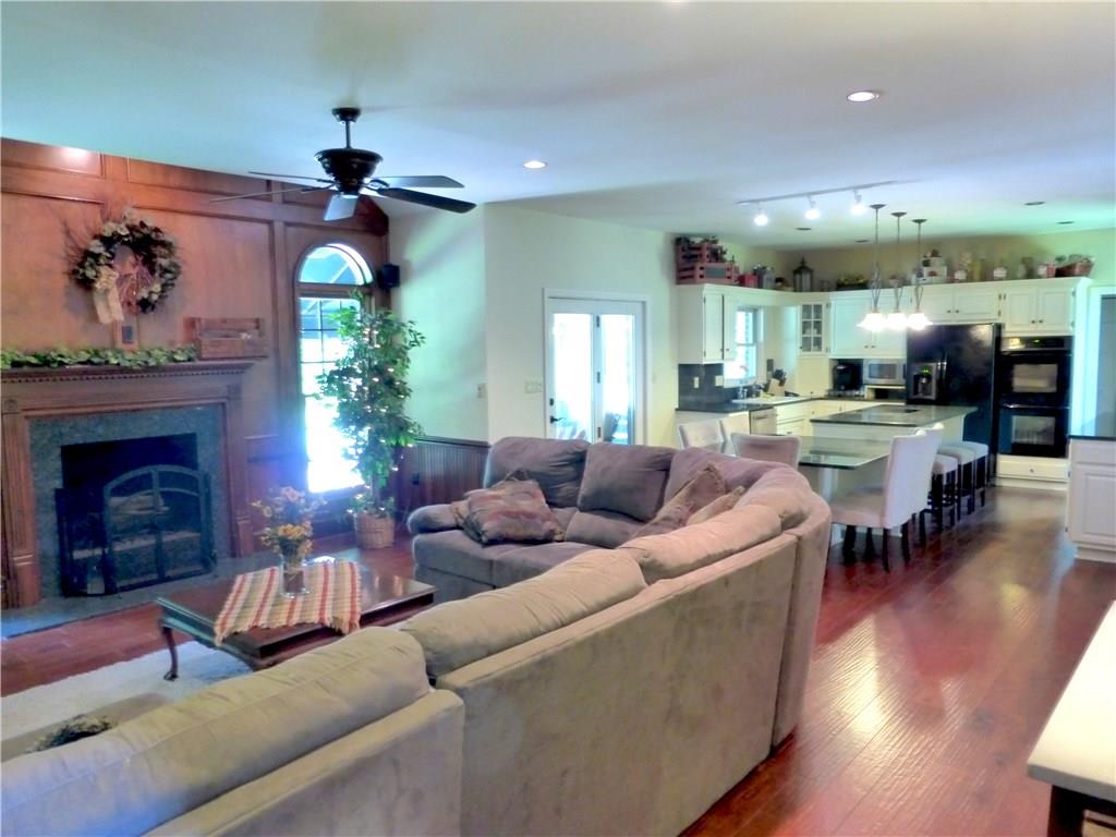 1160 Harvard Road Pittsburgh, PA 15205 - Photo 4 of 25 Gallery Image 4