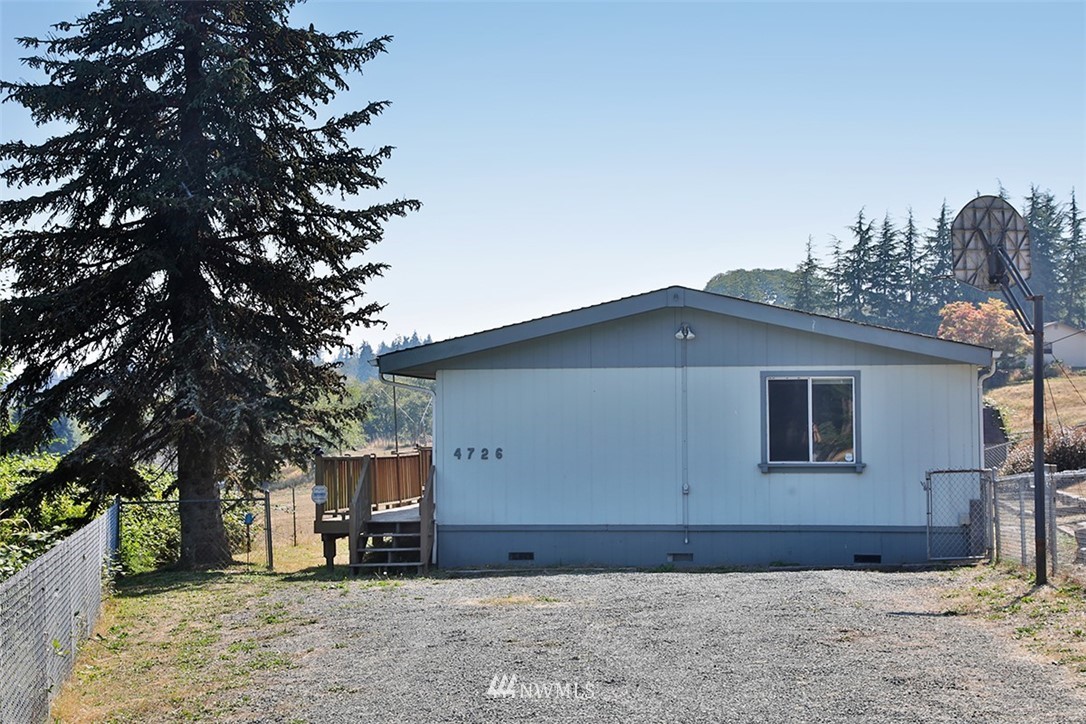 4726 Deer Lake Road Clinton, WA 98236 - Photo 20 of 23 Gallery Image 20