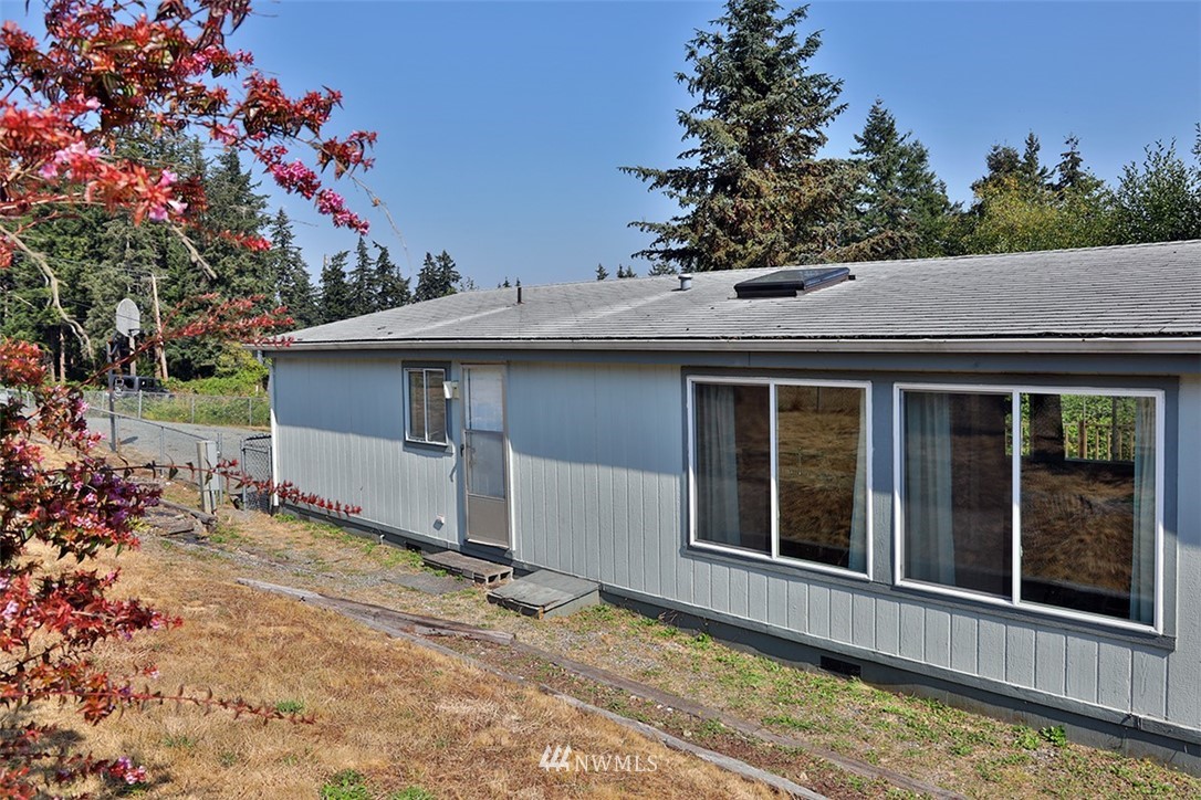 4726 Deer Lake Road Clinton, WA 98236 - Photo 23 of 23 Gallery Image 23
