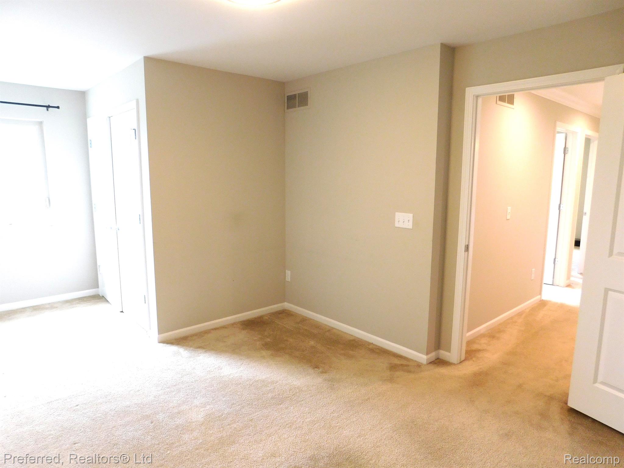 50316 Amberwood Road Canton, MI 48188 - Photo 31 of 32 3rd Bedroom Upstairs