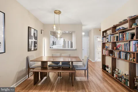 $325,000 | 4656 Lawton Way, Alexandria, VA 22311