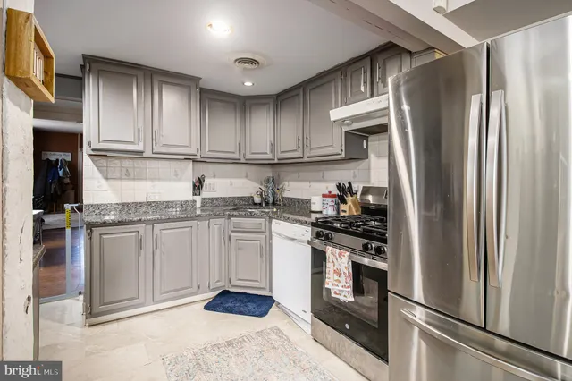 $425,000 | 7710 Queen Street, Glenside, PA 19038