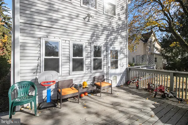 $425,000 | 7710 Queen Street, Glenside, PA 19038