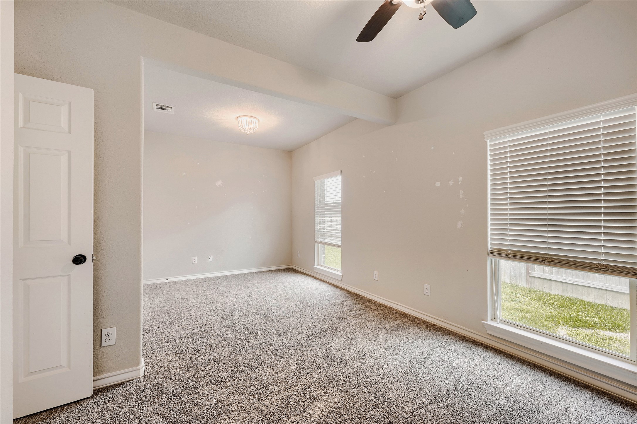 6210 Mason Way Rosenberg, TX 77471 - Photo 13 of 28 Primary Bedroom