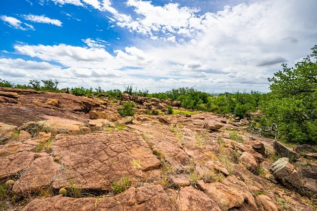 $1,100,000 | 8475 West W Highway, Llano, TX 78643