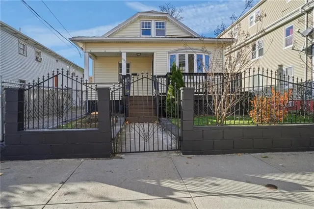 $389,999 | 293 Webster Avenue, Cranston, RI 02909