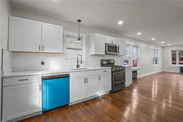 $389,999 | 293 Webster Avenue, Cranston, RI 02909