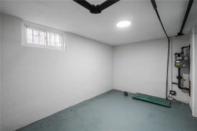 $389,999 | 293 Webster Avenue, Cranston, RI 02909