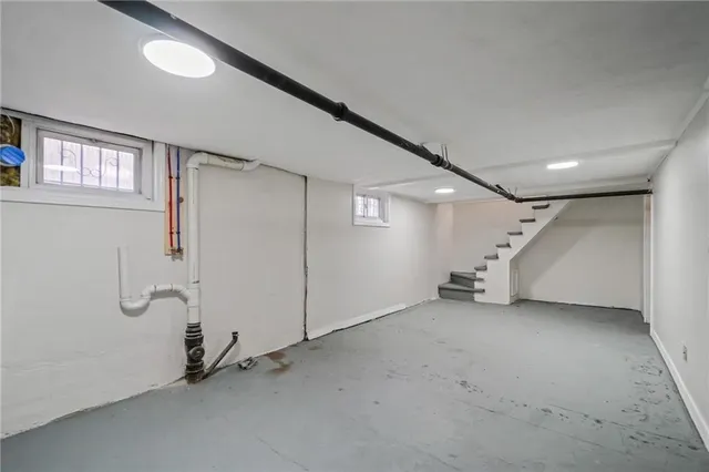 $389,999 | 293 Webster Avenue, Cranston, RI 02909