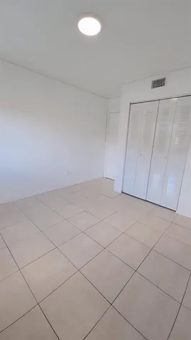 $2,200 | 3640 North 56th Avenue, Unit 412, Hollywood, FL 33021