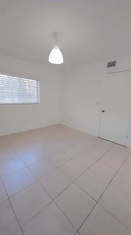 $2,200 | 3640 North 56th Avenue, Unit 412, Hollywood, FL 33021