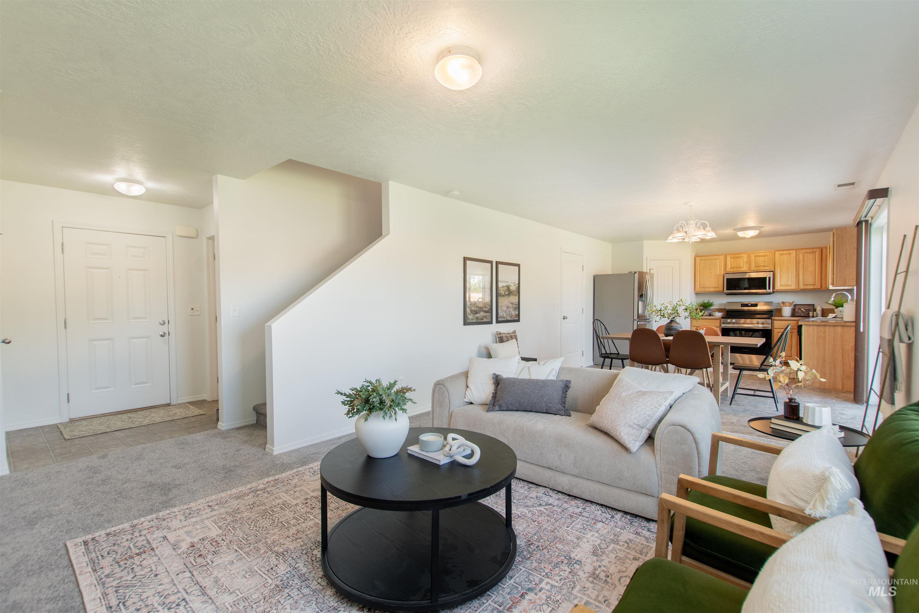 16168 Greenfield Way Caldwell, ID 83607 - Photo 6 of 32