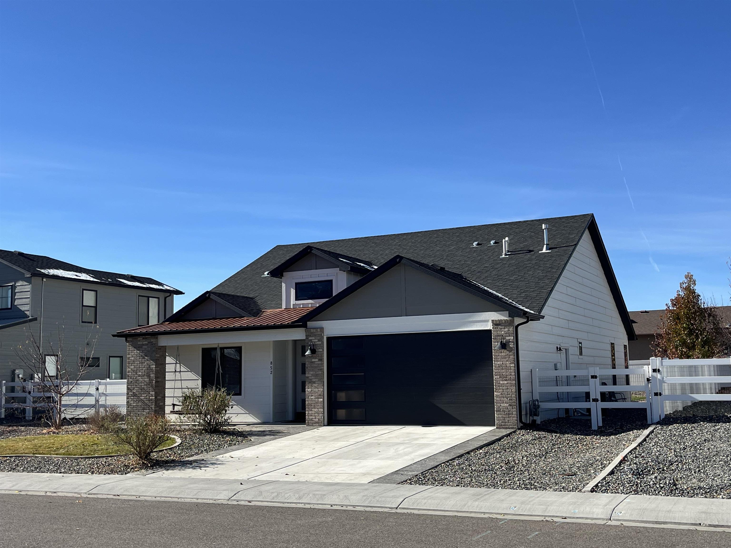 852 Rupp Avenue Palisade, CO 81526 - Photo 3 of 29
