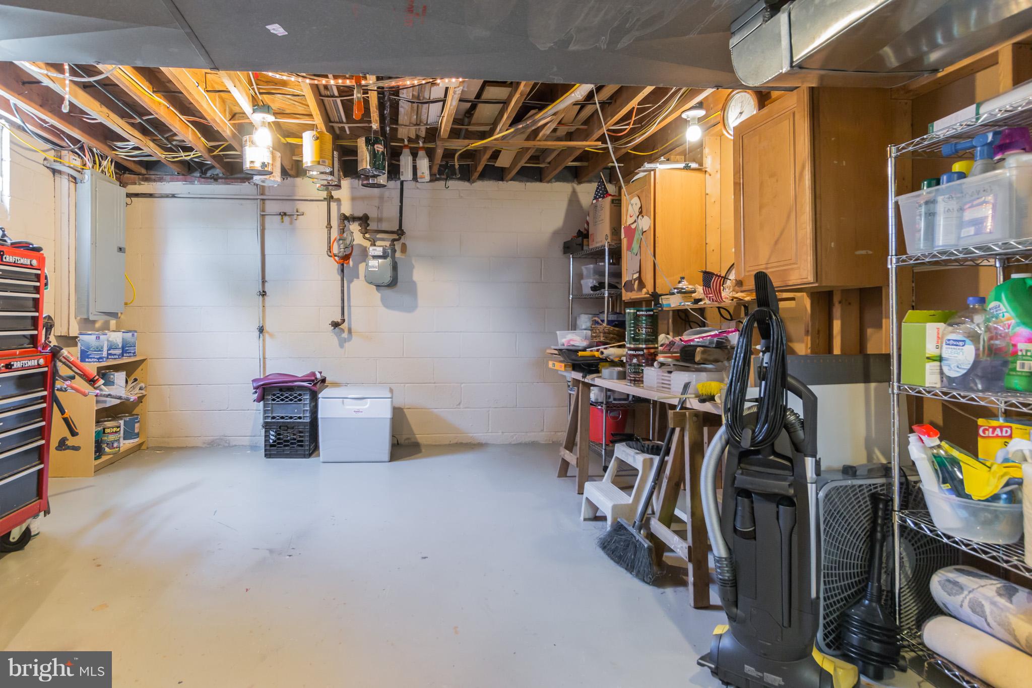 916 Snure Road Silver Spring, MD 20901 - Photo 27 of 30 Utility Room / Workshop / Storage