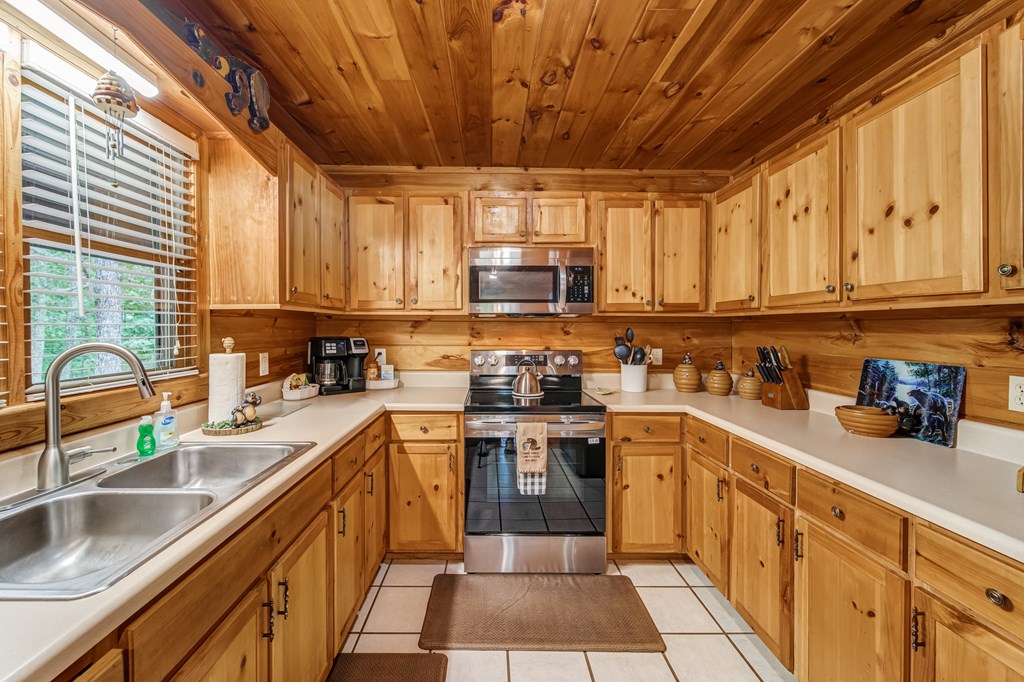 255 Wunder Bear Ridge Morganton, GA 30560 - Photo 4 of 62 Gallery Image 4
