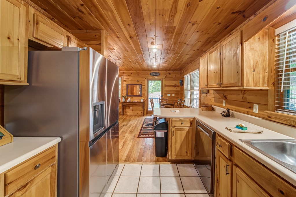 255 Wunder Bear Ridge Morganton, GA 30560 - Photo 5 of 62 Gallery Image 5