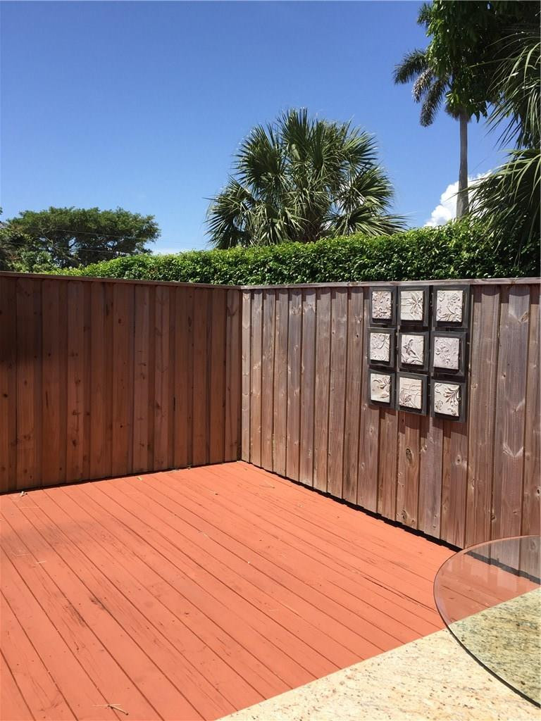 2331 Northeast 5th Avenue Boca Raton, FL 33431 - Photo 3 of 5 Photo 3