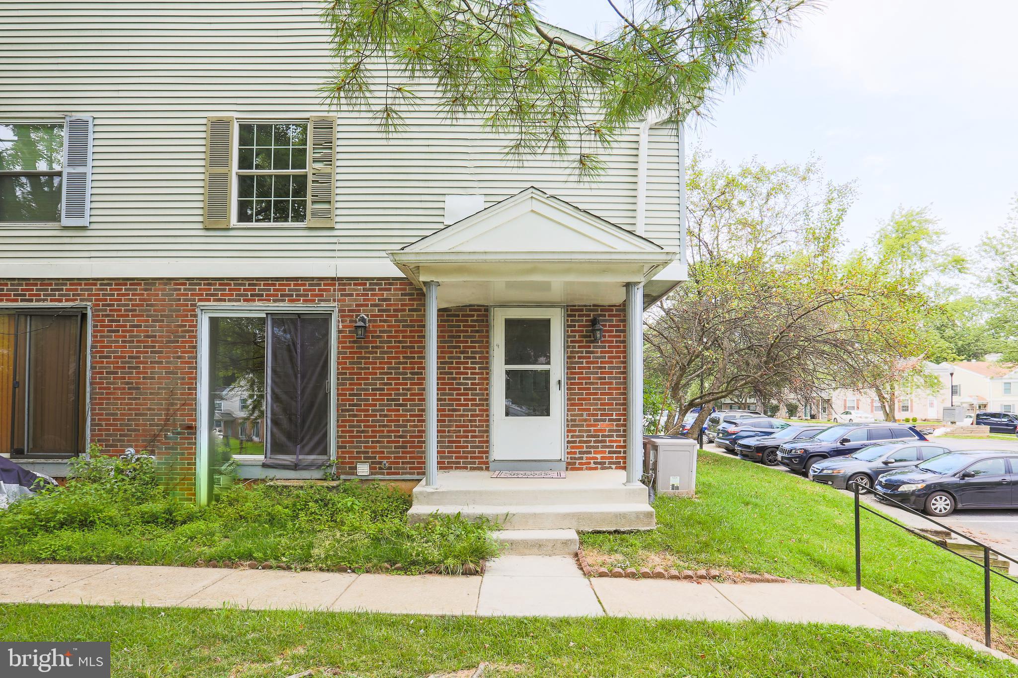 4 Ridgelawn Road, Unit B Reisterstown, MD 21136 - Photo 3 of 21 Gallery Image 3