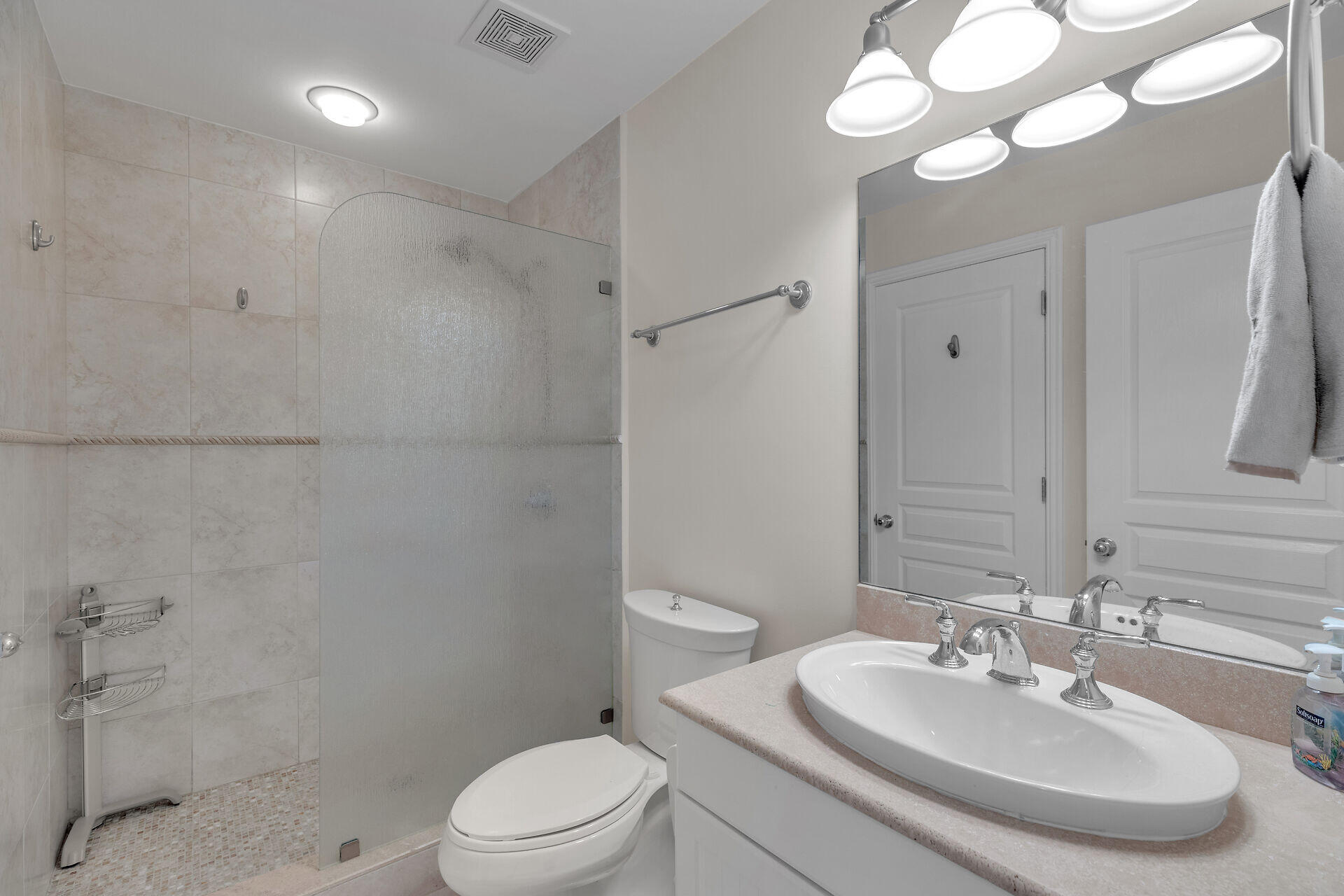 570 9th Street Key Colony Beach, FL 33051 - Photo 19 of 58 virtual-tour-361311-mls-high-res-image-3