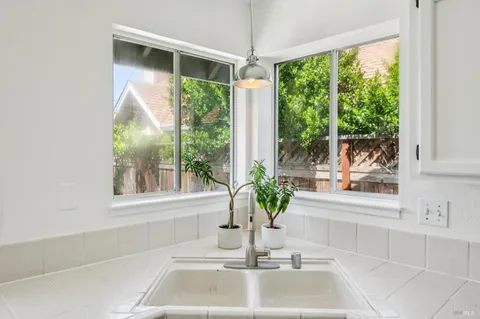 $759,000 | 1429 Dandelion Way, Petaluma, CA 94954