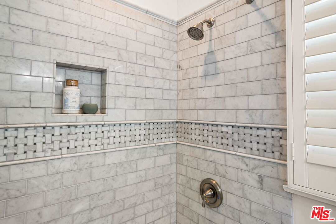 3433 Wade Street Los Angeles, CA 90066 - Photo 18 of 28