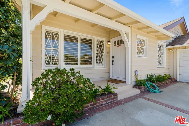 $2,100,000 | 3433 Wade Street, Los Angeles, CA 90066