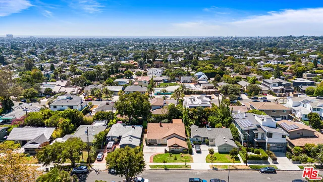 $2,100,000 | 3433 Wade Street, Los Angeles, CA 90066