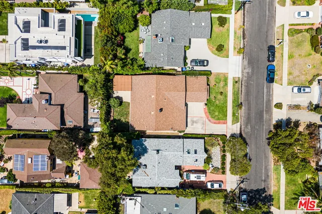 $2,100,000 | 3433 Wade Street, Los Angeles, CA 90066