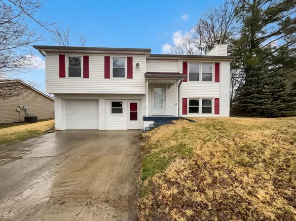 $262,000 | 6910 Troon Way, Indianapolis, IN 46237