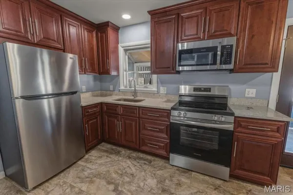 $259,000 | 1109 Stone Street, Red Bud, IL 62278