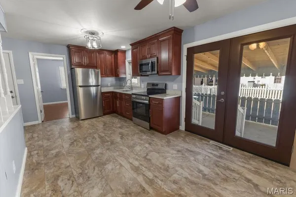 $259,000 | 1109 Stone Street, Red Bud, IL 62278