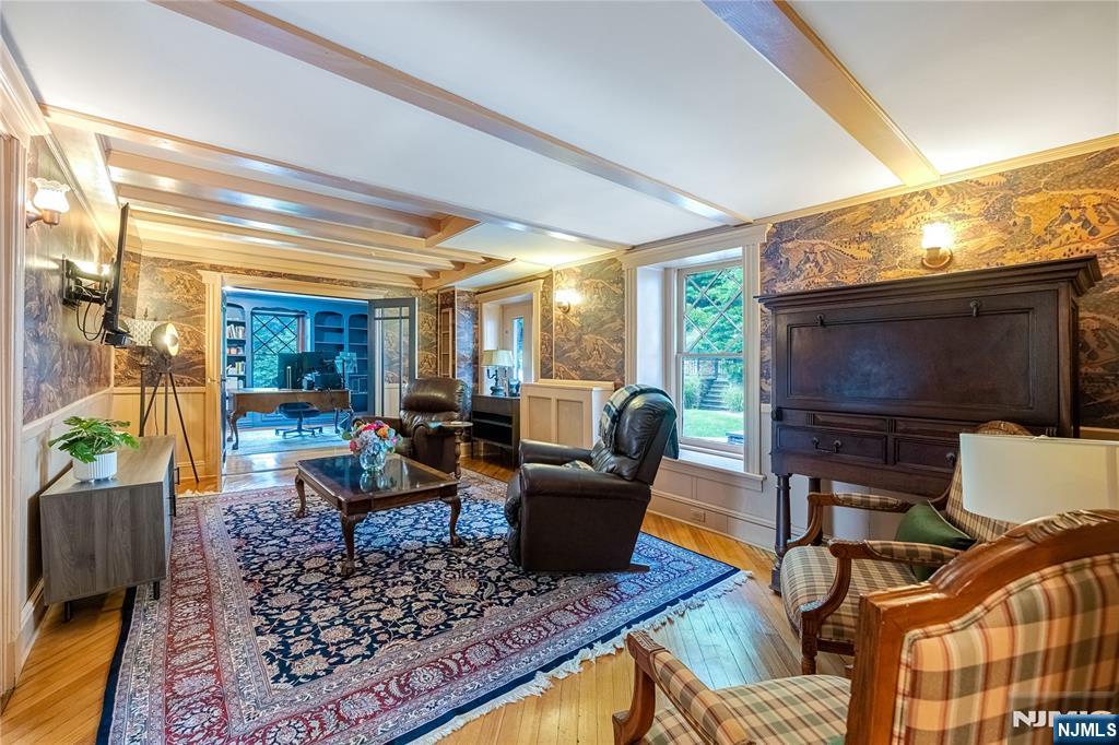 72 Hopper Farm Road Upper Saddle River, NJ 07458 - Photo 20 of 50 Gallery Image 20