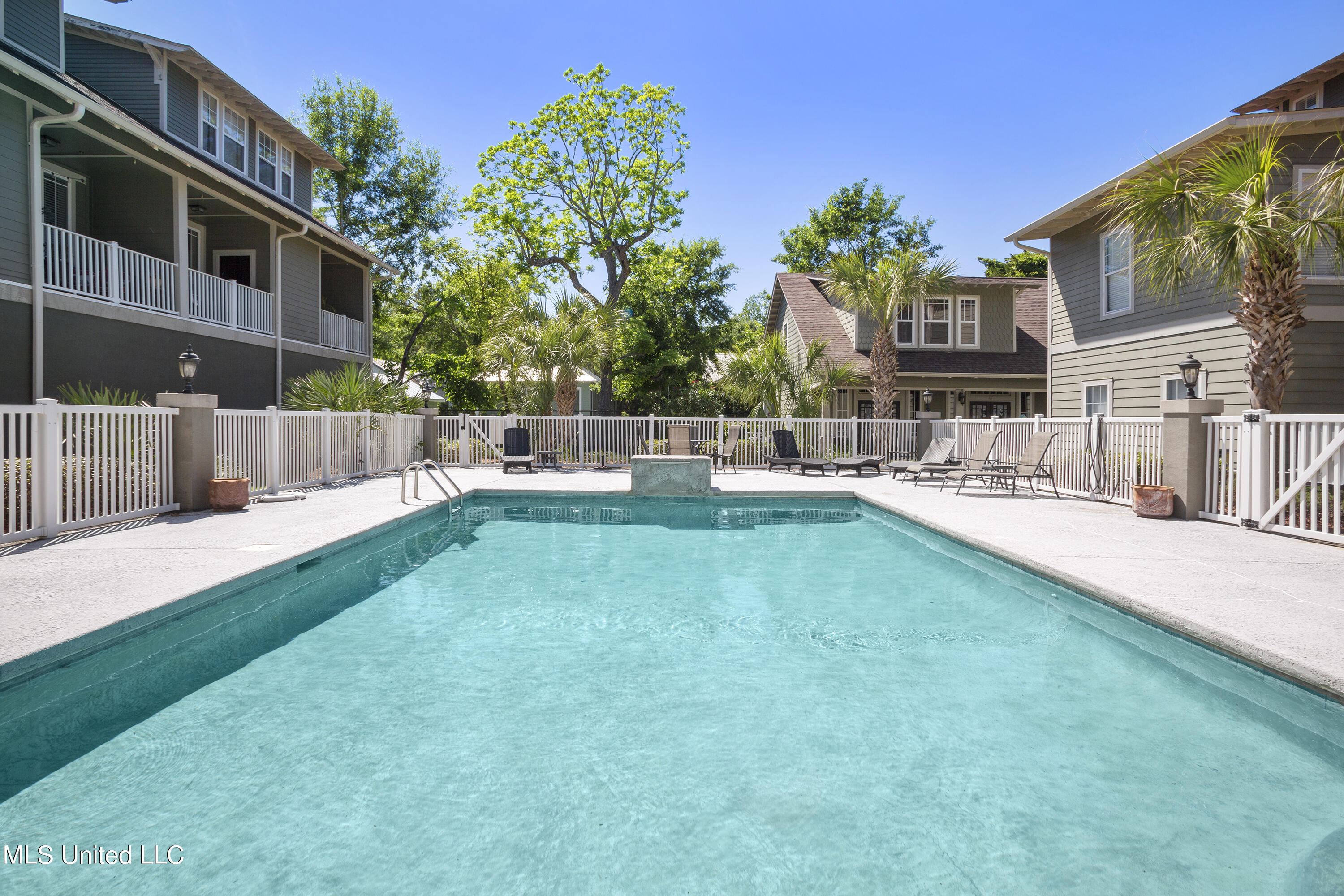 922 Porter Avenue, Unit 216 Ocean Springs, MS 39564 - Photo 29 of 33 030 (1)