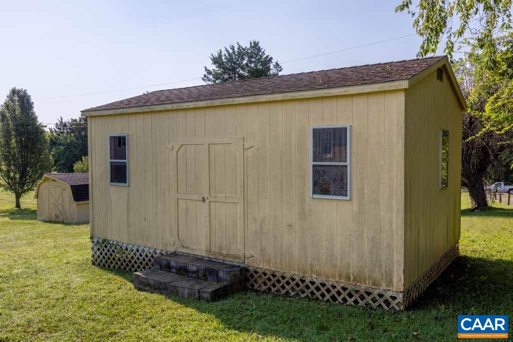 144 Dairy Road Ruckersville, VA 22968 - Photo 14 of 33 a view of a backyard