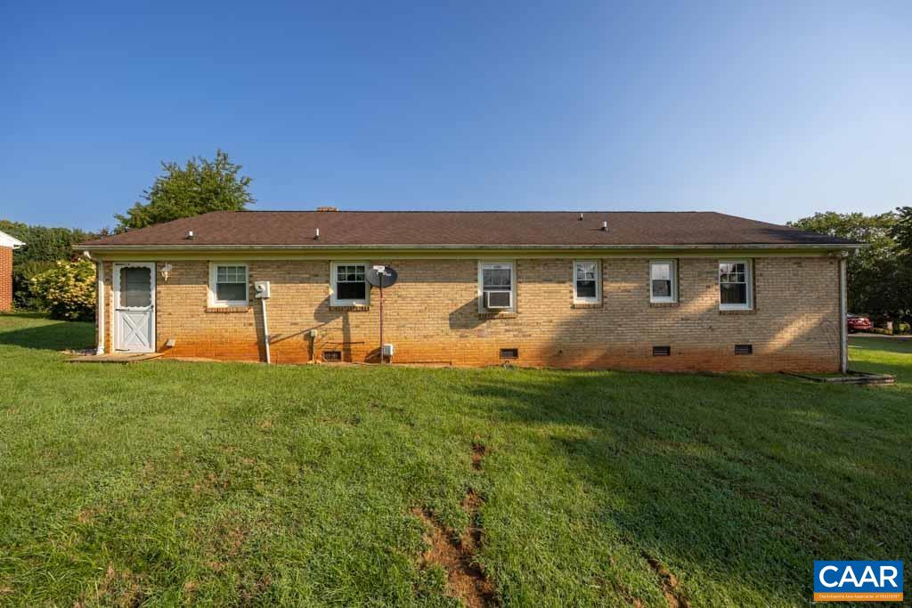 144 Dairy Road Ruckersville, VA 22968 - Photo 6 of 33 a front view of a house with yard