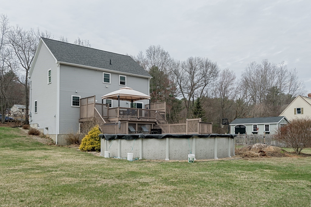 76 Douglas Road Warren, MA 01585 - Photo 2 of 23 Gallery Image 2
