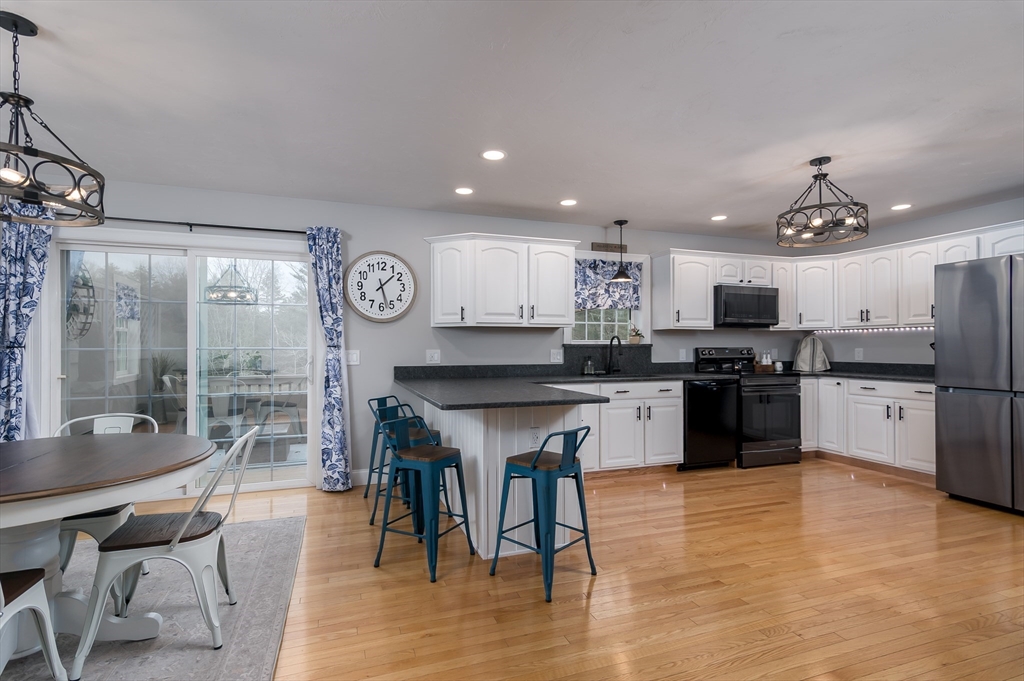 76 Douglas Road Warren, MA 01585 - Photo 6 of 23 Gallery Image 6