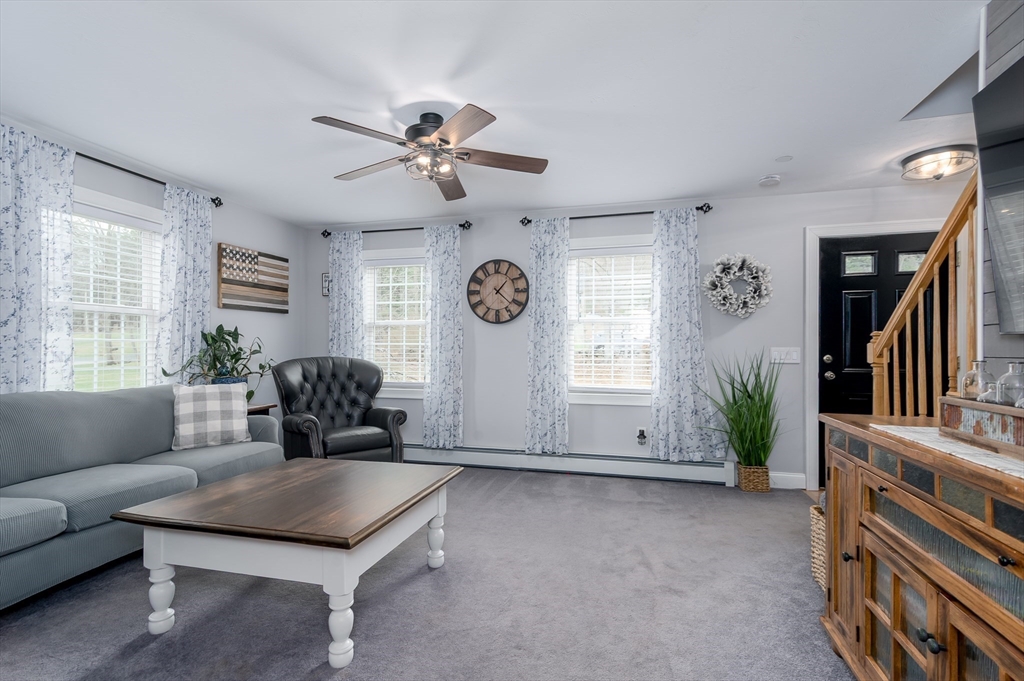 76 Douglas Road Warren, MA 01585 - Photo 10 of 23 Gallery Image 10