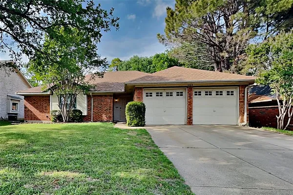 $2,195 | 4105 Bradley Lane, Arlington, TX 76017