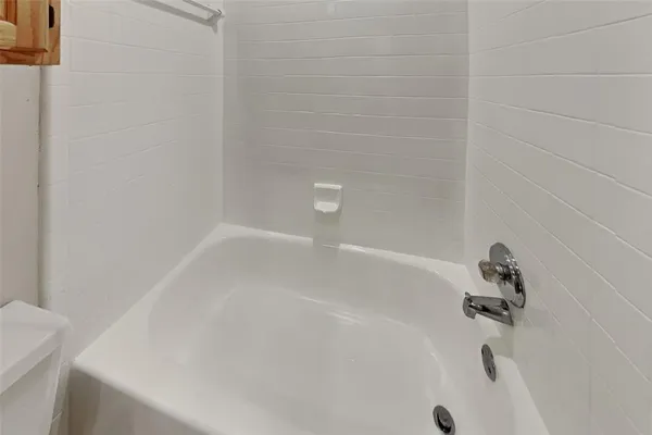 $2,195 | 4105 Bradley Lane, Arlington, TX 76017